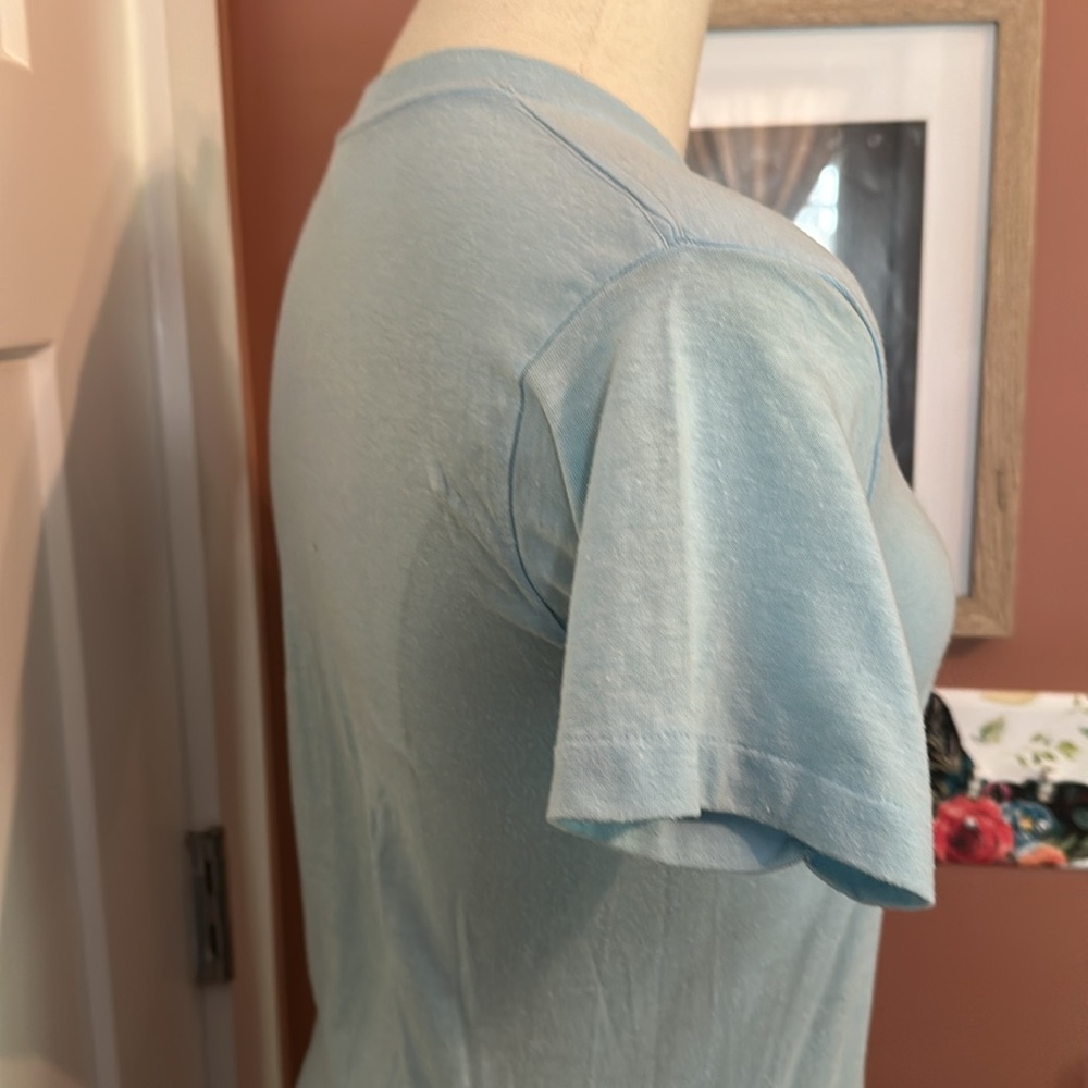 Vintage Ched Barbra Streisand Superman album 1977 light blue S decal T-Shirt - Picture 6 of 10